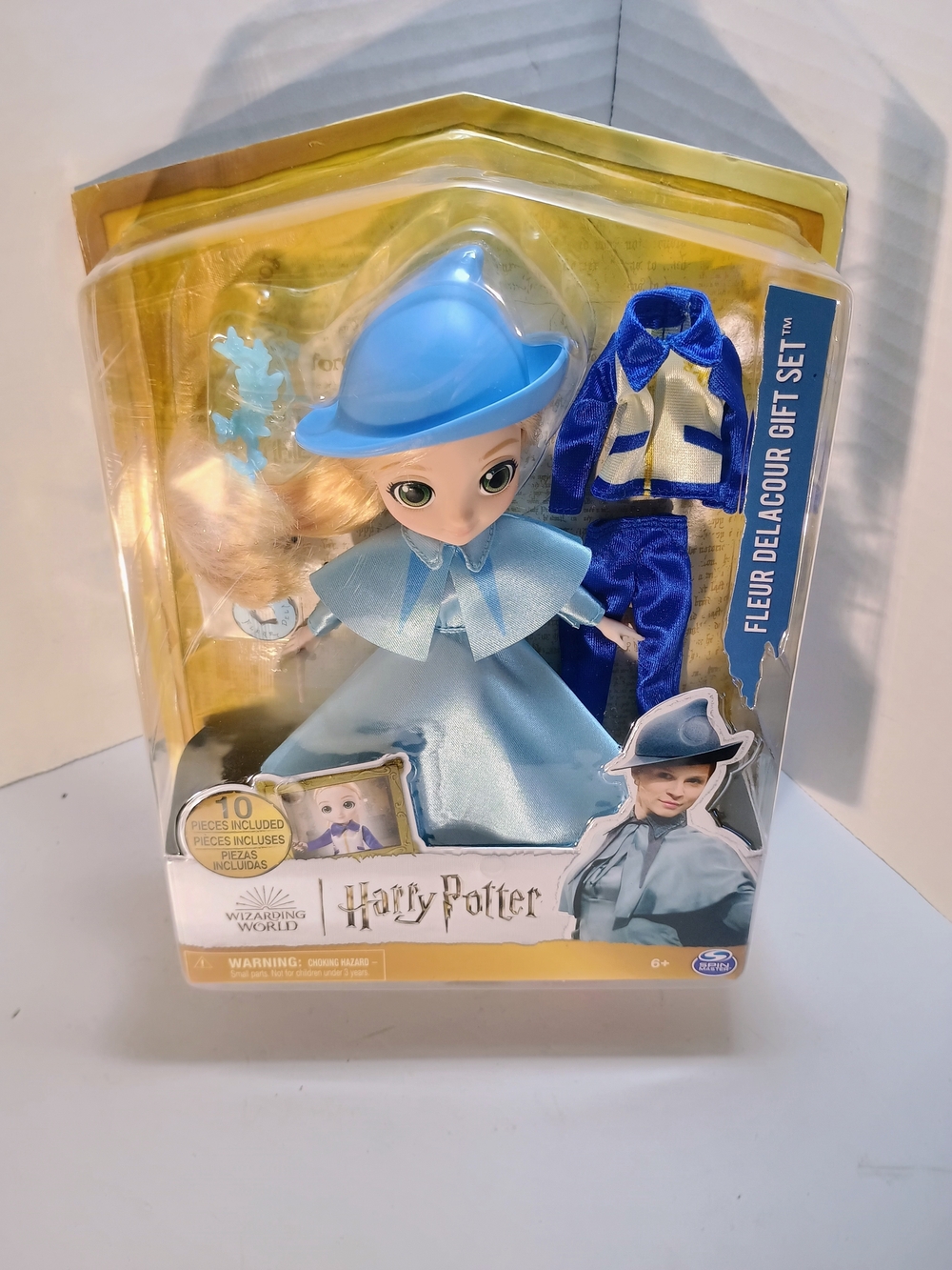 Wizarding World Harry Potter Fleur Delacour Gift Set of Doll 2 Outfits 10 Pieces